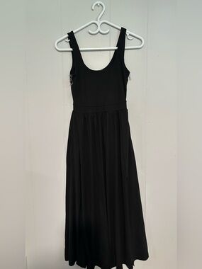 Ardene Black Scoop-Neck Maxi Dress